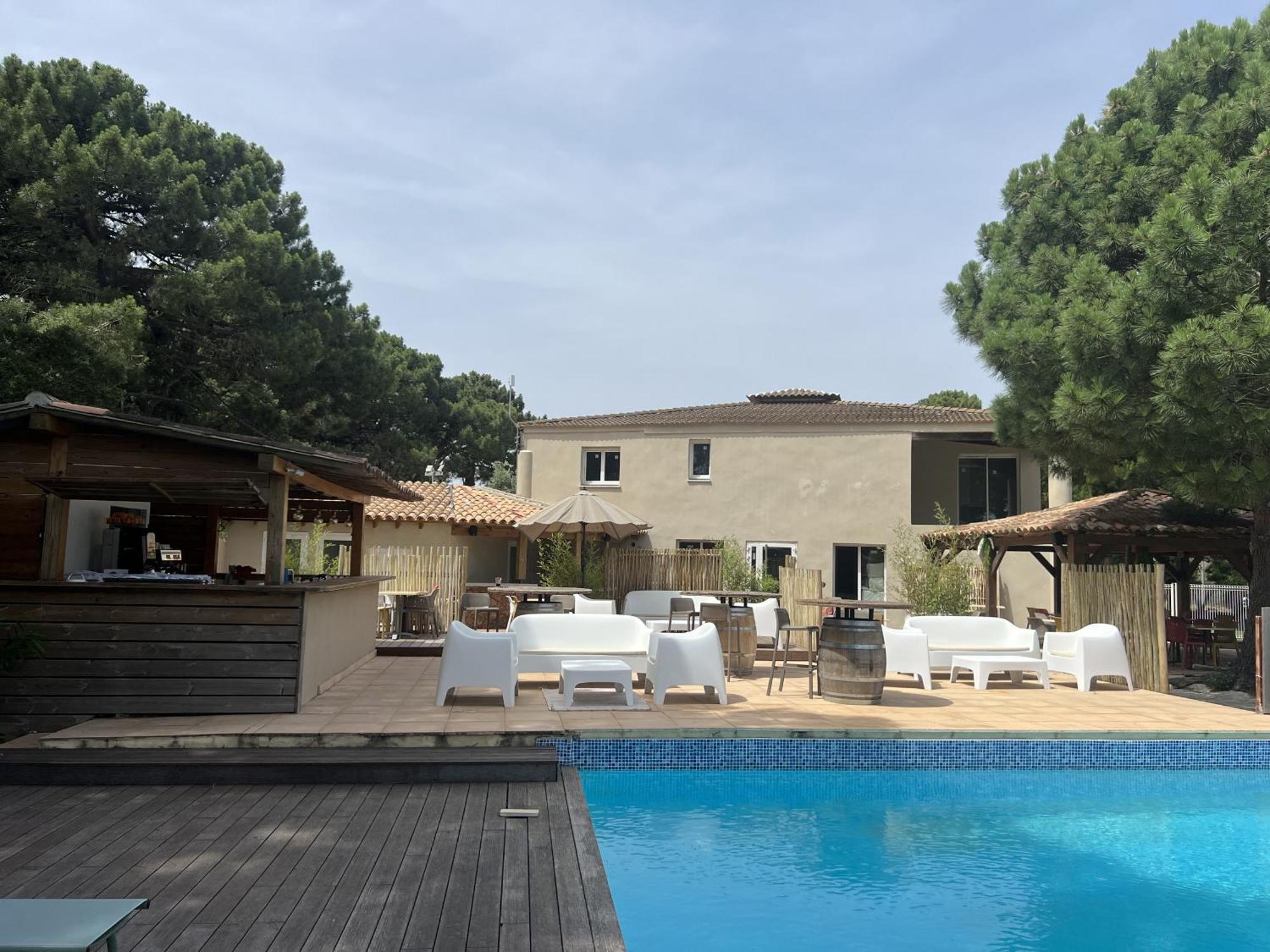 Fiori Di Cala Rossa Residence Hoteliere Lecci Kültér fotó