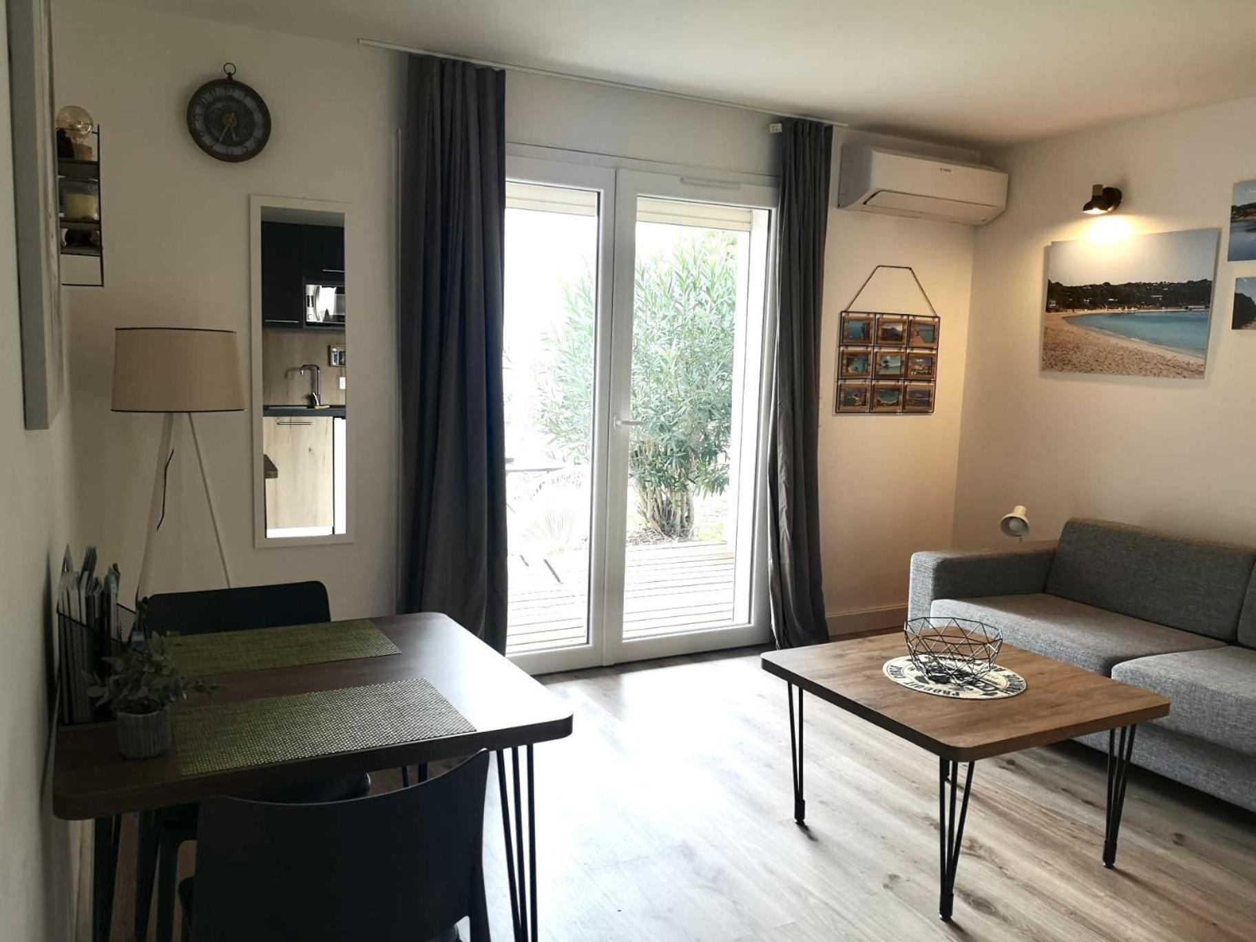 Fiori Di Cala Rossa Residence Hoteliere Lecci Kültér fotó